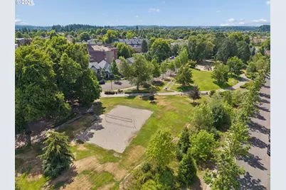 28905 SW Costa Cir W, Wilsonville, OR 97070 - Photo 38