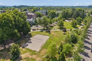 28905 SW Costa Cir W, Wilsonville, OR 97070 - Photo 38