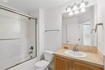 28905 SW Costa Cir W, Wilsonville, OR 97070 - Photo 24