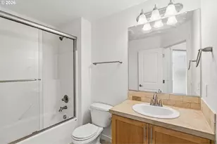 28905 SW Costa Cir W, Wilsonville, OR 97070 - Photo 24