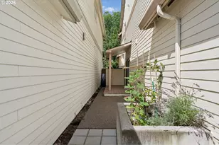 28905 SW Costa Cir W, Wilsonville, OR 97070 - Photo 28