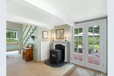 19875 SW Meadow View Dr, McMinnville, OR 97128 - Photo 16