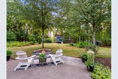 19875 SW Meadow View Dr, McMinnville, OR 97128 - Photo 32