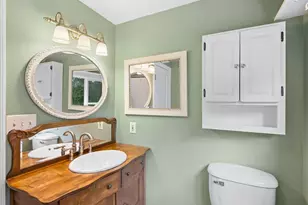 19875 SW Meadow View Dr, McMinnville, OR 97128 - Photo 28