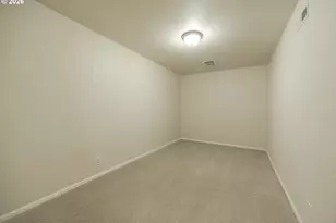 755 South 47th Place, Springfield, OR 97478 - Photo 42