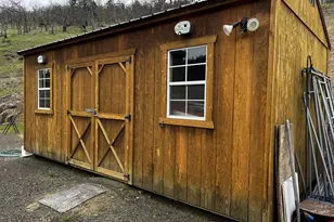 80357 S Valley Rd, Dufur, OR 97021 - Photo 16