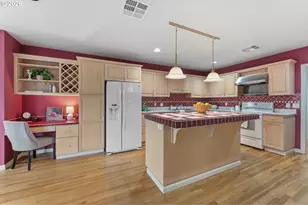 5250 S Landing Square Dr, Portland, OR 97239 - Photo 24