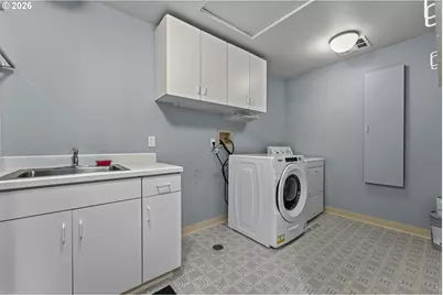 5250 S Landing Square Dr, Portland, OR 97239 - Photo 30
