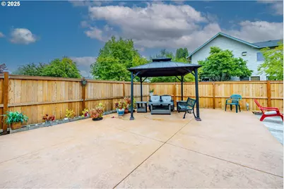 3955 Lancaster Dr, Eugene, OR 97404 - Photo 34