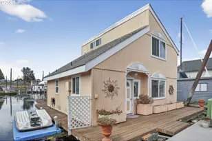 18989 NE Marine Dr, Portland, OR 97230 - Photo 2