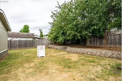 370 Creswood Dr, Creswell, OR 97426 - Photo 30