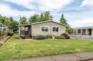 370 Creswood Dr, Creswell, OR 97426 - Photo 2