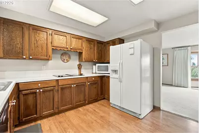1090 NW 13th Ave, Canby, OR 97013 - Photo 16