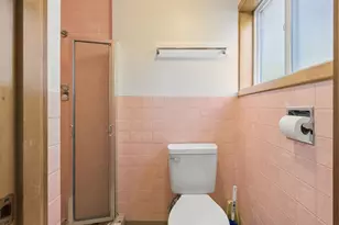 225 SW 4th St, Troutdale, OR 97060 - Photo 36