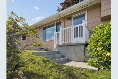 225 SW 4th St, Troutdale, OR 97060 - Photo 4