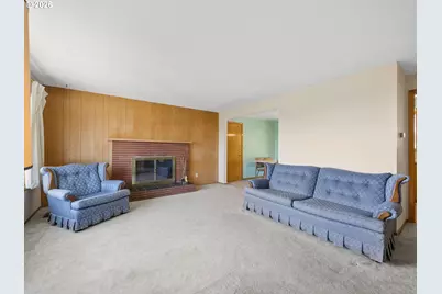 225 SW 4th St, Troutdale, OR 97060 - Photo 10