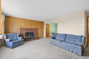225 SW 4th St, Troutdale, OR 97060 - Photo 10