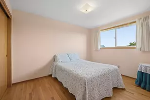 225 SW 4th St, Troutdale, OR 97060 - Photo 22