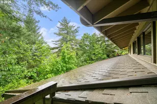 7740 SW Barnes Rd, Portland, OR 97225 - Photo 24