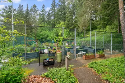 7740 SW Barnes Rd #B, Portland, OR 97225 - Photo 32
