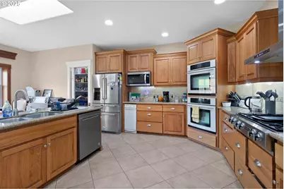 26500 SE 5th St, Camas, WA 98607 - Photo 12