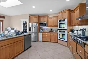 26500 SE 5th St, Camas, WA 98607 - Photo 12