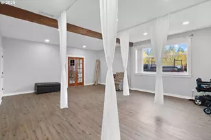 26500 SE 5th St, Camas, WA 98607 - Photo 32