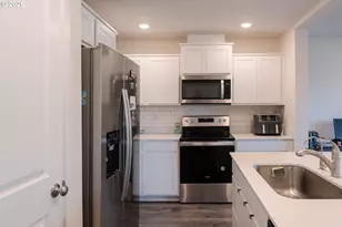 10225 NE 79th Ct, Vancouver, WA 98662 - Photo 8