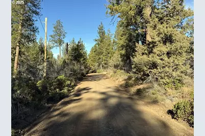 Hummingbird Dr #13, Bonanza, OR 97623 - Photo 4
