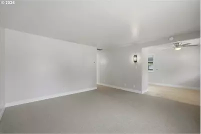 111 SE Elliott Ave, Gresham, OR 97080 - Photo 8