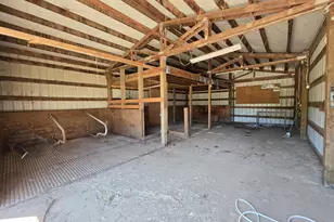 34125 E Lacomb Rd, Lebanon, OR 97355 - Photo 24