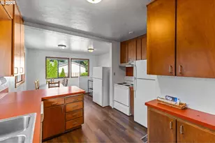 620 NW 19th St, Corvallis, OR 97330 - Photo 8