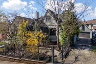 3221 NE 38th Ave, Portland, OR 97212 - Photo 2