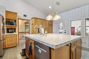 2319 Emerald Dr NW, Salem, OR 97304 - Photo 10