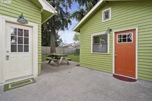 2023 NE Highland St, Portland, OR 97211 - Photo 26