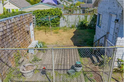 892 Colorado Ave, North Bend, OR 97459 - Photo 28