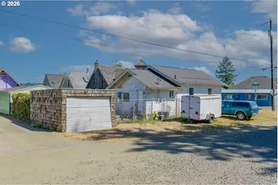 892 Colorado Ave, North Bend, OR 97459 - Photo 8