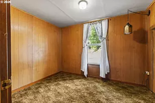 892 Colorado Ave, North Bend, OR 97459 - Photo 22
