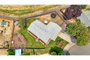 160 Saxon Pl, Junction City, OR 97448 - Photo 28