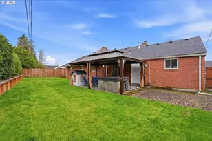 735 SW 136th Ave, Beaverton, OR 97005 - Photo 26