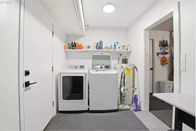 735 SW 136th Ave, Beaverton, OR 97005 - Photo 22