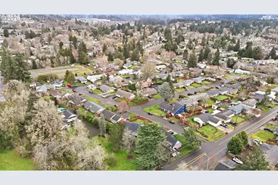 735 SW 136th Ave, Beaverton, OR 97005 - Photo 32