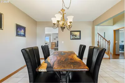 660 18th Ave, Coos Bay, OR 97420 - Photo 4