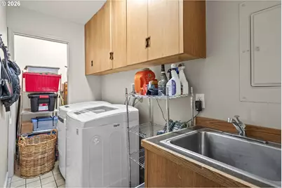 2211 SW 1st Ave #1104, Portland, OR 97201 - Photo 38