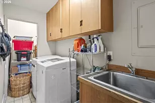 2211 SW 1st Ave, Portland, OR 97201 - Photo 38