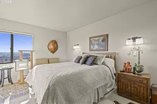 2211 SW 1st Ave, Portland, OR 97201 - Photo 28