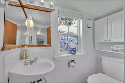 2729 SW Coast Ave, Lincoln City, OR 97367 - Photo 14