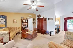 13249 SE Schiller St, Portland, OR 97236 - Photo 20