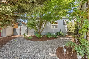 13249 SE Schiller St, Portland, OR 97236 - Photo 4