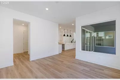 3440 W 4th St, Washougal, WA 98671 - Photo 6
